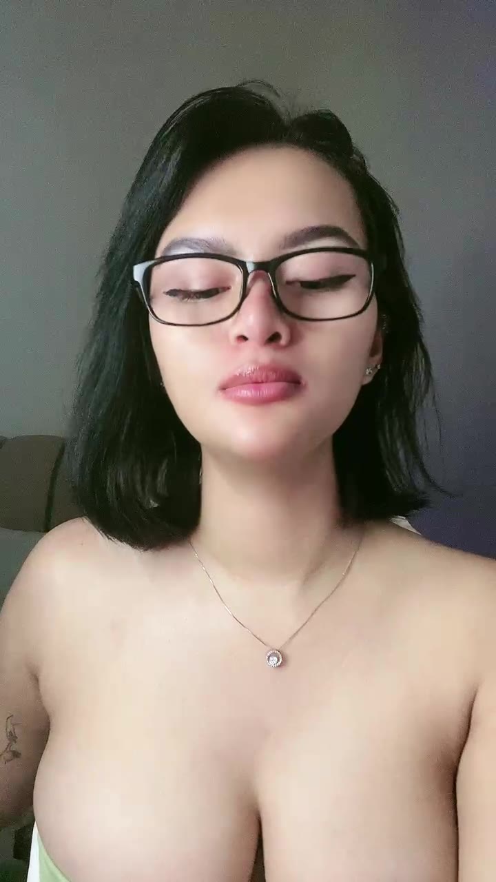 POV Jepit Susu Gede Bayigula Remasin Dong Beb ID 71717848 Mango