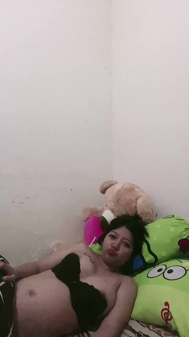 Itaa Bumil Lagi Nyidam Jilmek ID 13323931 Mango