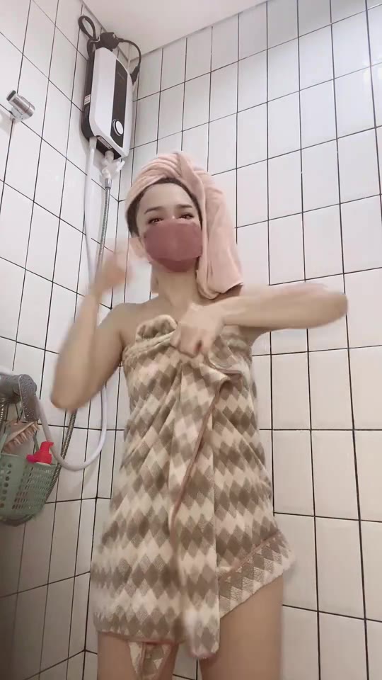 POV Doggy Memek Yaraaa Ketika Mandi Bareng HOT51